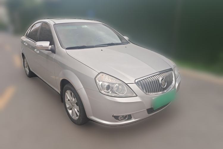 Used Buick Excelle 2011 1.6 LE-MT Front Right 45 Deg