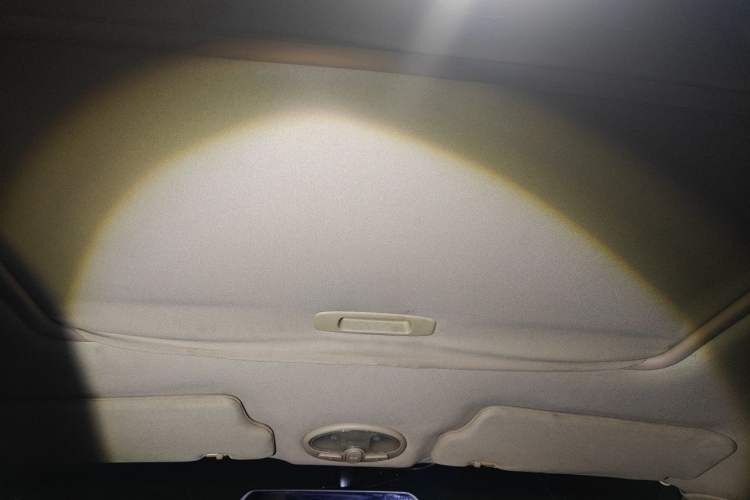 Used Buick Excelle 2011 1.6 LE-AT Headliner