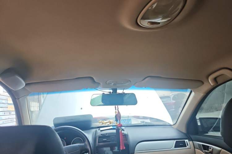 Used Buick Excelle 2011 1.6LX-AT Headliner