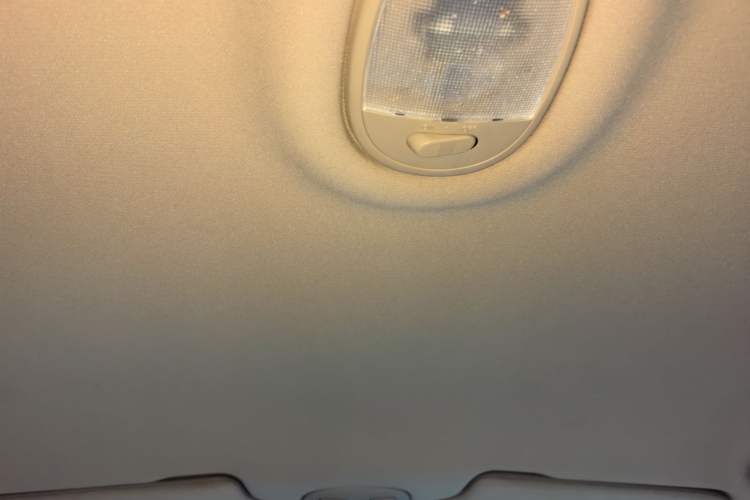 Used Buick Excelle 2011 1.6LX-AT Headliner