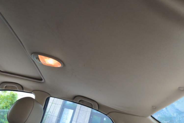 Used Buick Excelle 2011 1.6 LE-MT Headliner