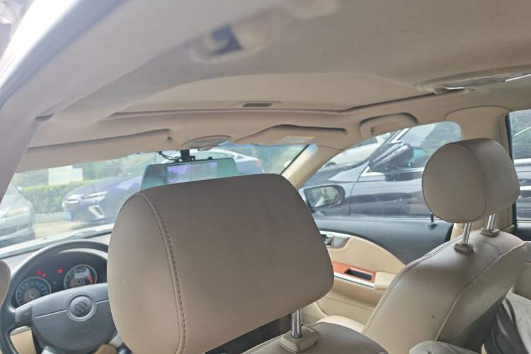 Used Buick Excelle 2011 1.6 LE-AT Headliner