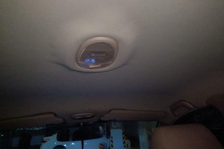 Used Buick Excelle 2011 1.6LX-AT Headliner