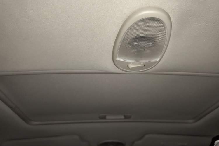 Used Buick Excelle 2011 1.6 LE-MT Headliner