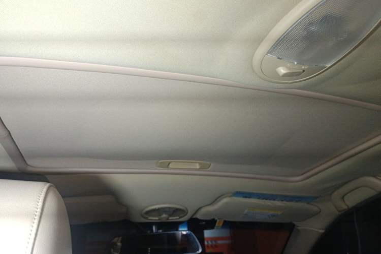 Used Buick Excelle 2011 1.6 LE-AT Headliner