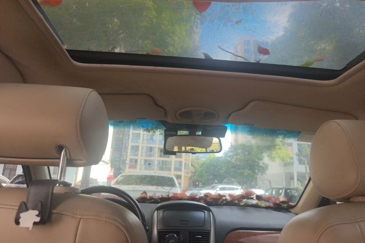 Used Buick Excelle 2011 1.6 LE-MT Headliner