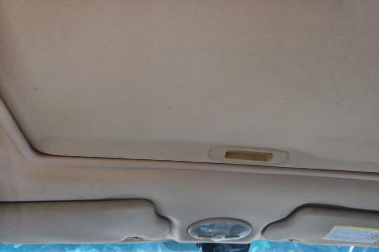 Used Buick Excelle 2011 1.6 LX-MT Headliner
