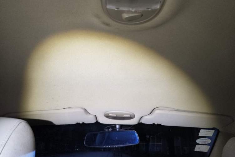 Used Buick Excelle 2011 1.6LX-AT Headliner