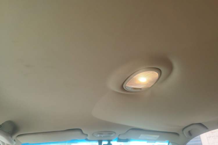 Used Buick Excelle 2011 1.6LX-AT Headliner