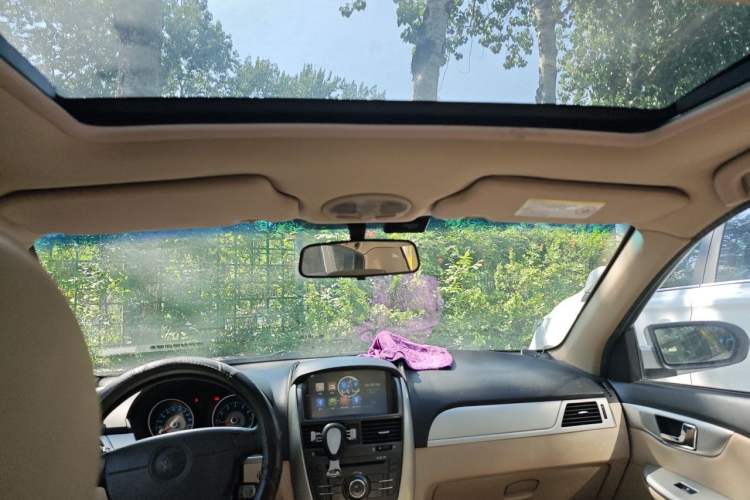 Used Buick Excelle 2011 1.6 LX-MT Headliner