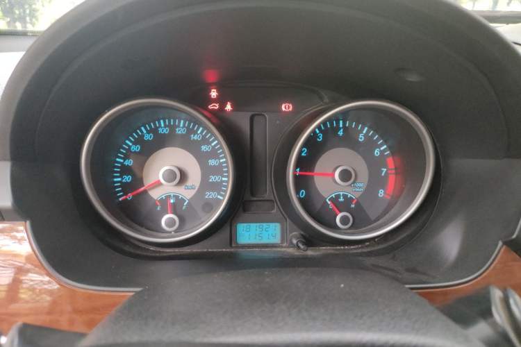 Used Buick Excelle 2011 1.6 LE-MT Instrument Cluster