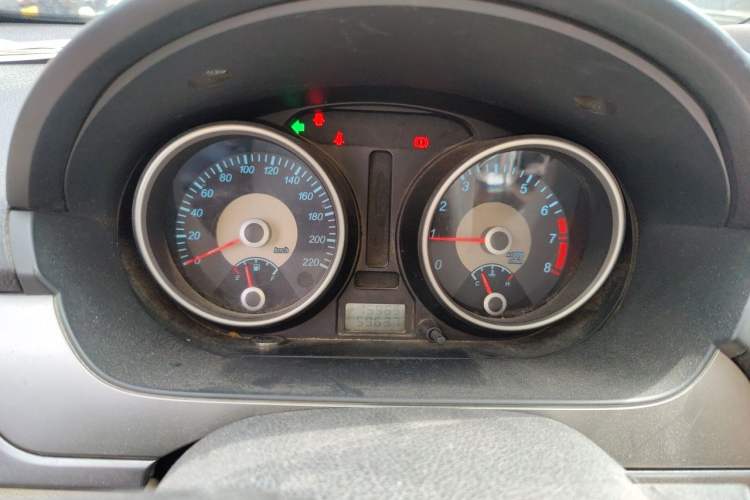 Used Buick Excelle 2011 1.6 LX-MT Instrument Cluster