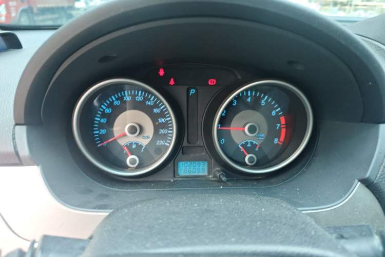 Used Buick Excelle 2011 1.6LX-AT Instrument Cluster