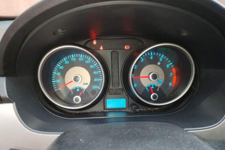 Used Buick Excelle 2011 1.6 LX-MT Instrument Cluster