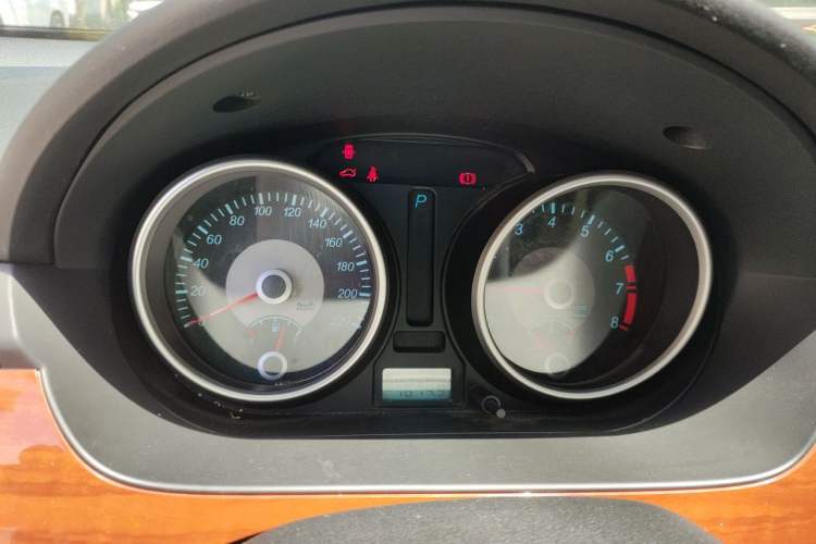 Used Buick Excelle 2011 1.6 LE-AT Instrument Cluster