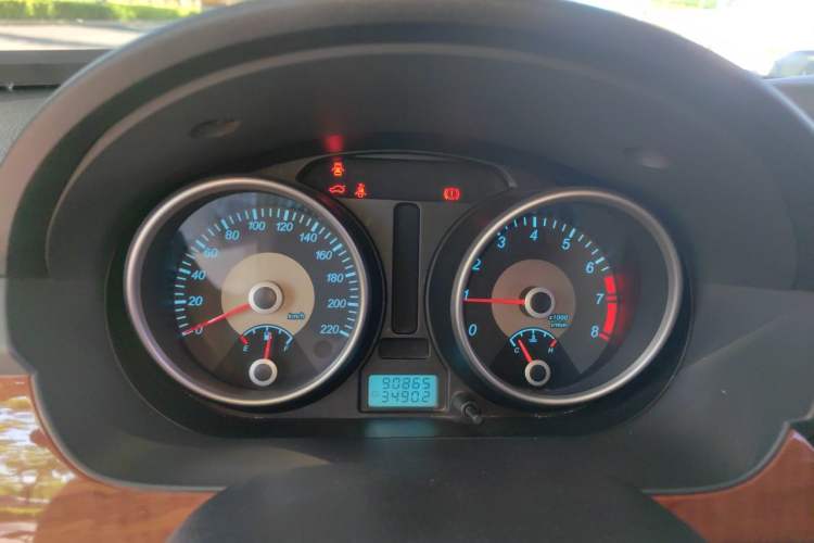 Used Buick Excelle 2011 1.6 LX-MT Instrument Cluster