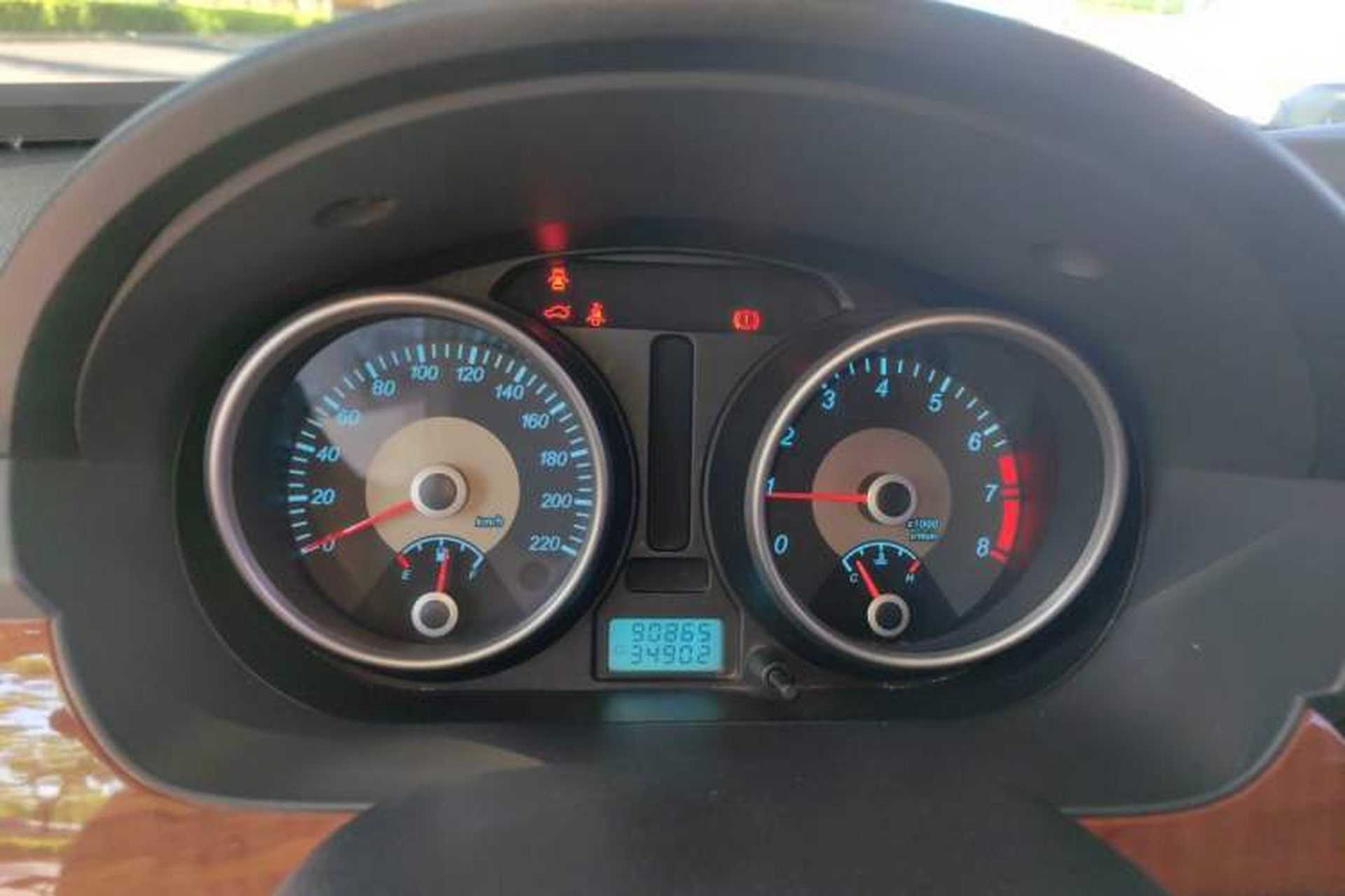 Used Buick Excelle 2011 1.6 LX-MT Instrument Cluster