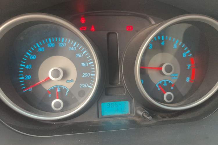 Used Buick Excelle 2011 1.6 LE-MT Instrument Cluster