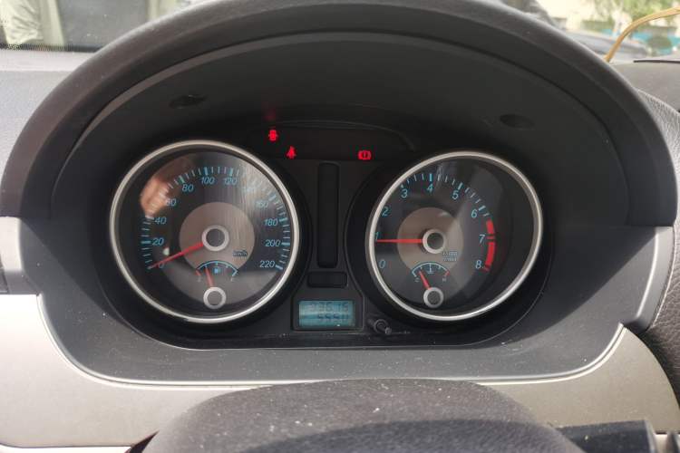Used Buick Excelle 2011 1.6 LX-MT Instrument Cluster