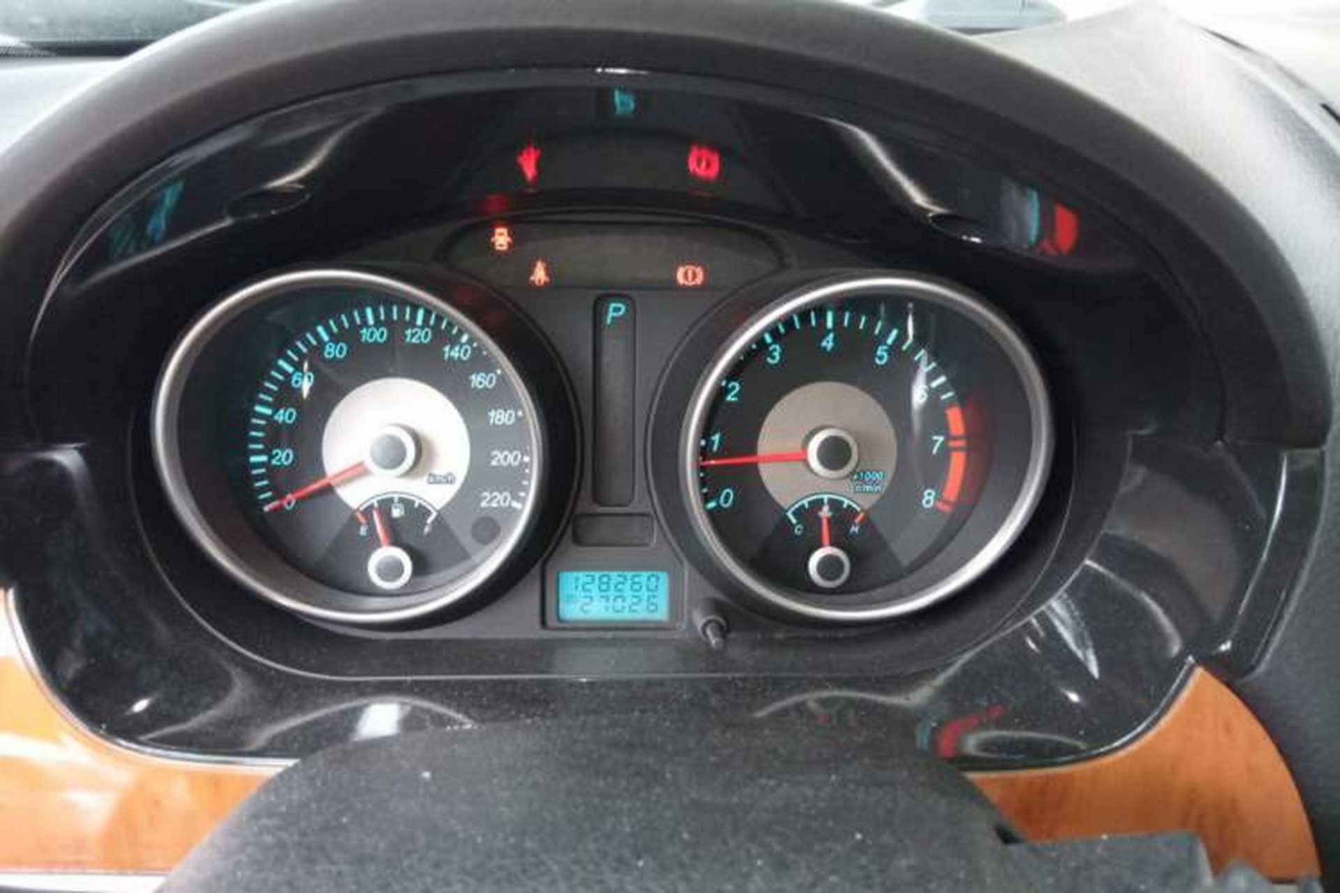 Used Buick Excelle 2011 1.6LX-AT Instrument Cluster
