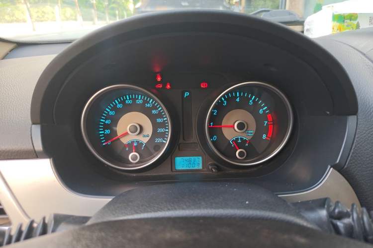 Used Buick Excelle 2011 1.6LX-AT Instrument Cluster