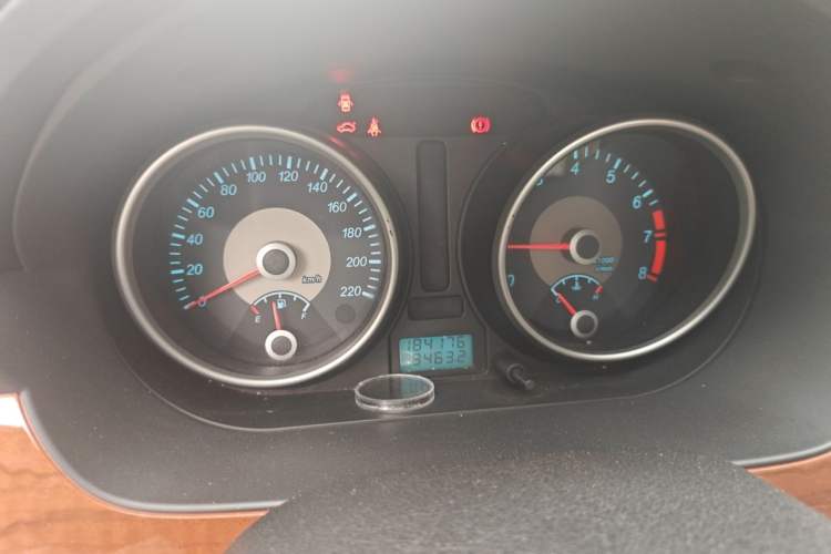 Used Buick Excelle 2011 1.6 LE-MT Instrument Cluster