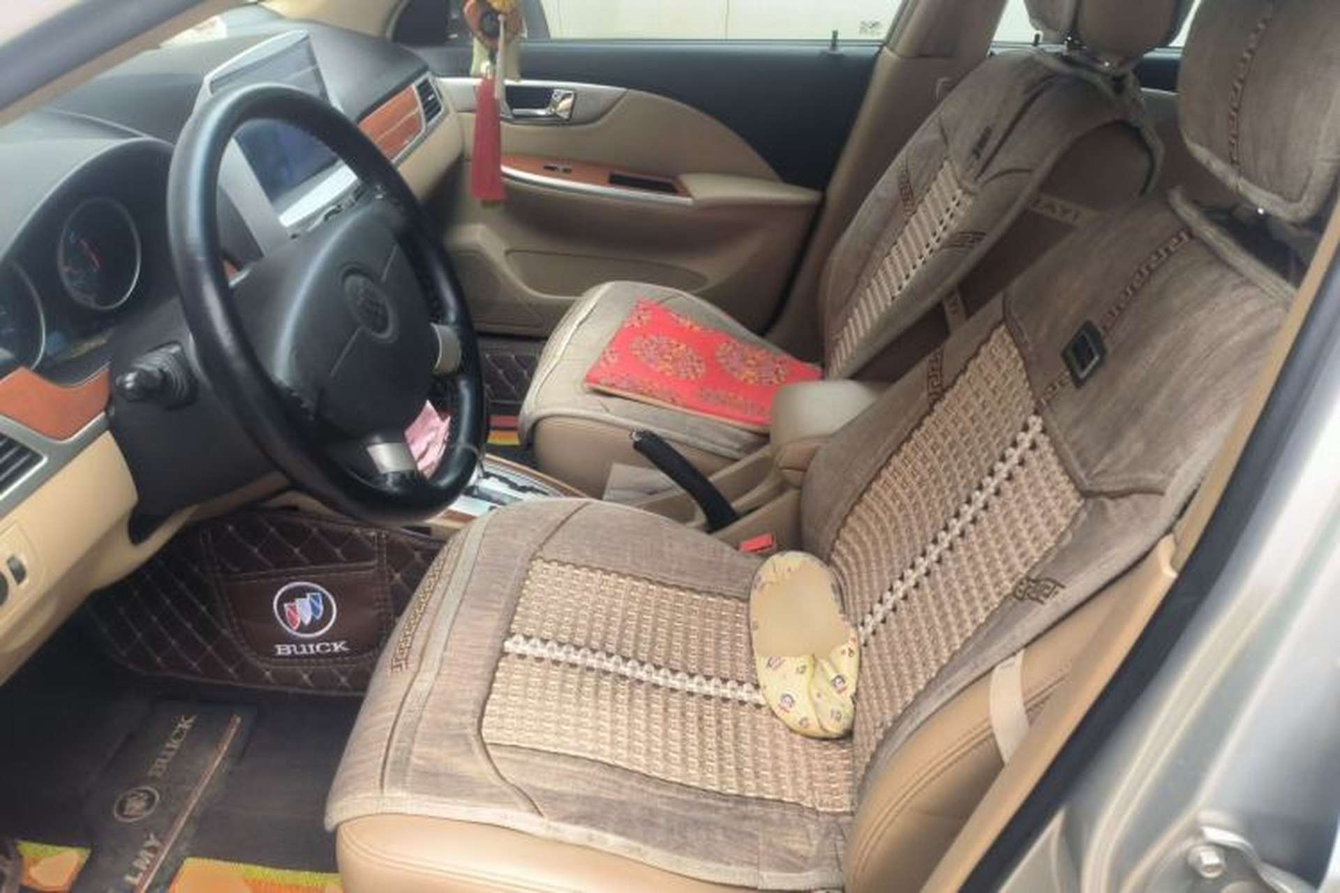 Used Buick Excelle 2011 1.6 LE-AT Left Front Seat