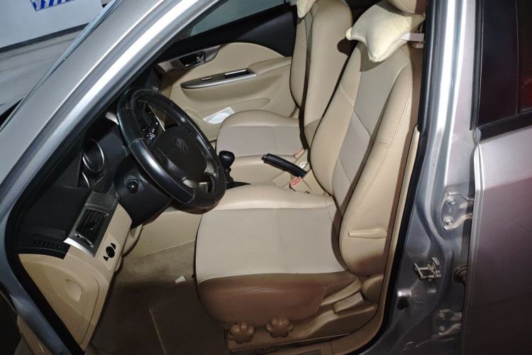 Used Buick Excelle 2011 1.6 LX-MT Left Front Seat