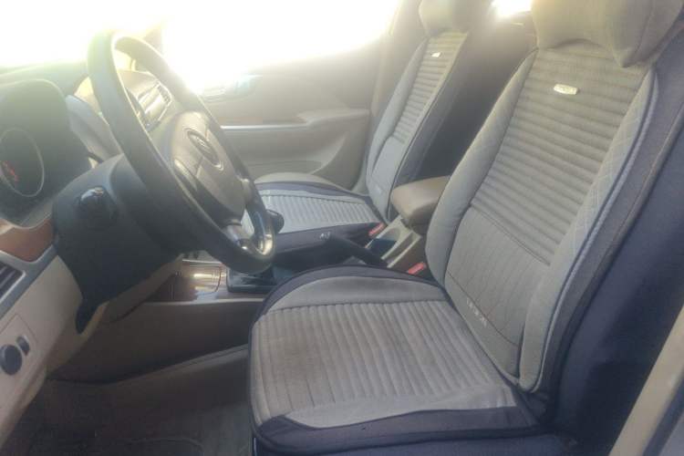 Used Buick Excelle 2011 1.6 LE-MT Left Front Seat
