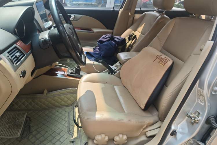 Used Buick Excelle 2011 1.6 LE-MT Left Front Seat