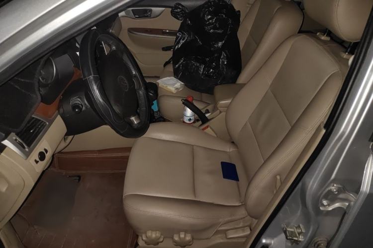 Used Buick Excelle 2011 1.6 LE-MT Left Front Seat
