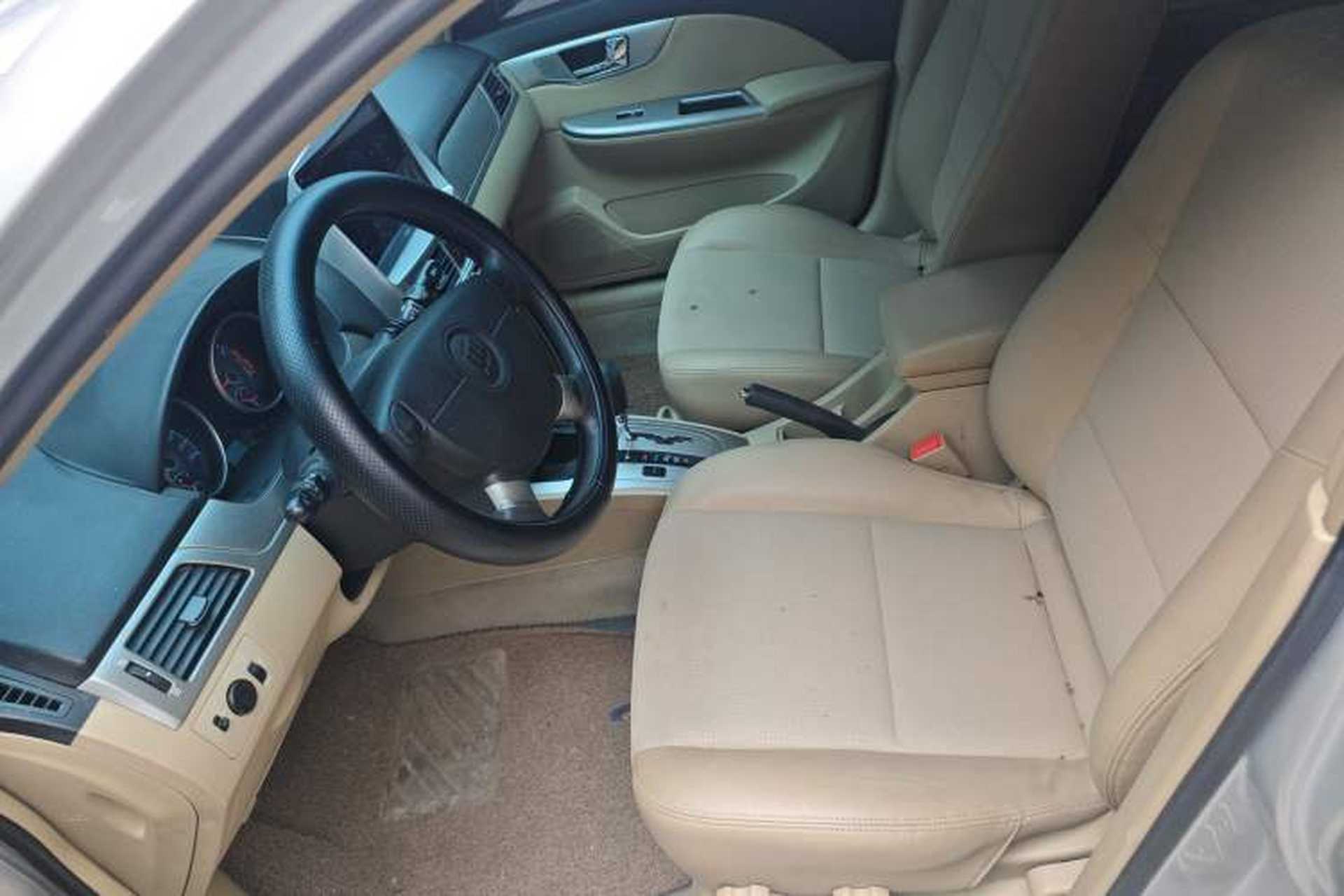 Used Buick Excelle 2011 1.6LX-AT Left Front Seat