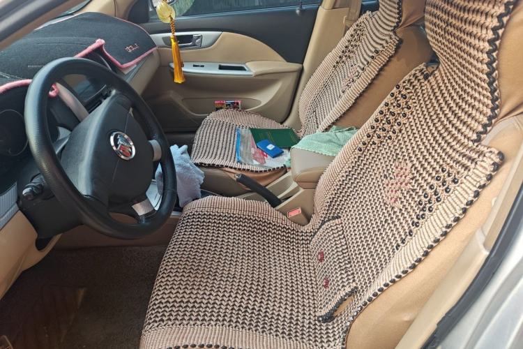 Used Buick Excelle 2011 1.6 LX-MT Left Front Seat