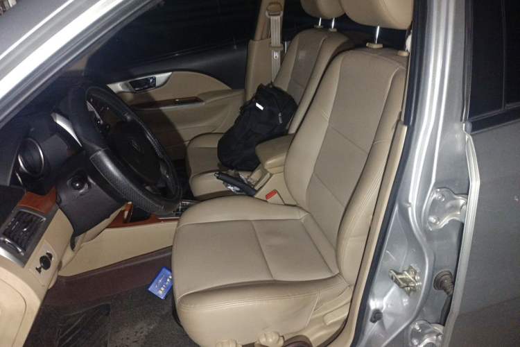 Used Buick Excelle 2011 1.6 LE-AT Left Front Seat