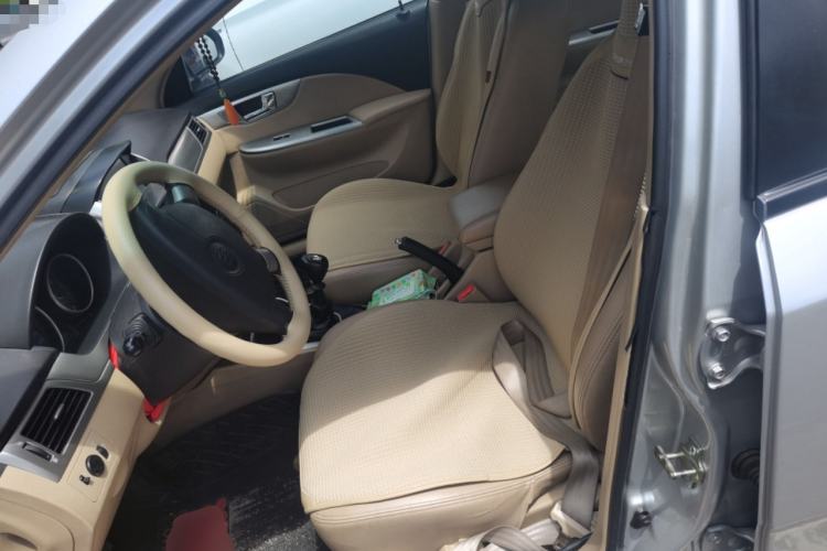 Used Buick Excelle 2011 1.6 LX-MT Left Front Seat