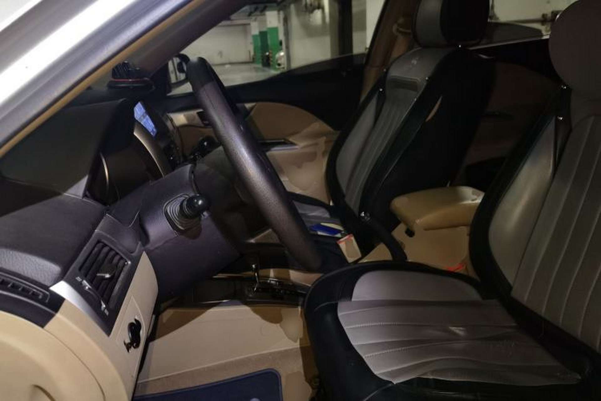 Used Buick Excelle 2011 1.6LX-AT Left Front Seat