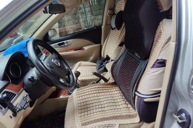 Used Buick Excelle 2011 1.6 LE-MT Left Front Seat