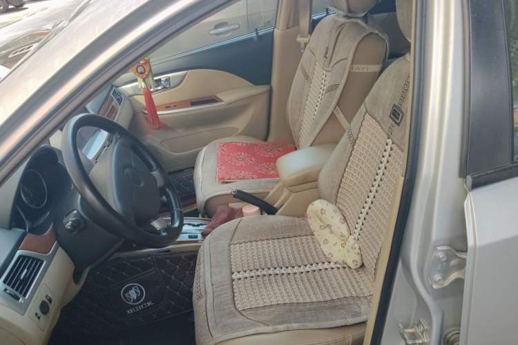 Used Buick Excelle 2011 1.6 LE-AT Left Front Seat