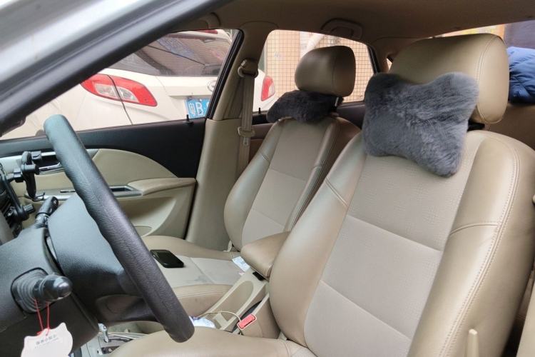 Used Buick Excelle 2011 1.6LX-AT Left Front Seat