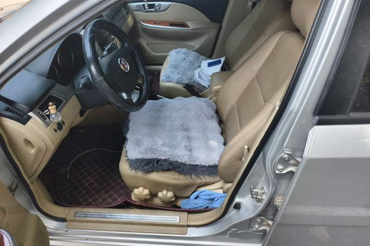 Used Buick Excelle 2011 1.6 LX-MT Left Front Seat