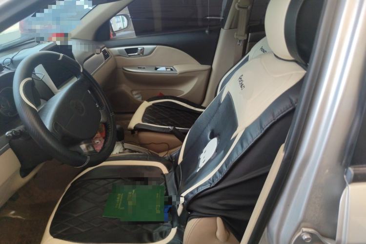 Used Buick Excelle 2011 1.6LX-AT Left Front Seat