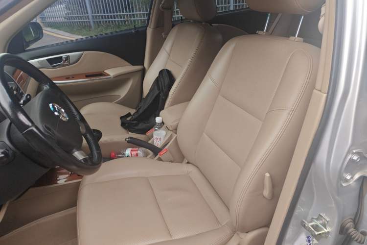 Used Buick Excelle 2011 1.6 LE-MT Left Front Seat