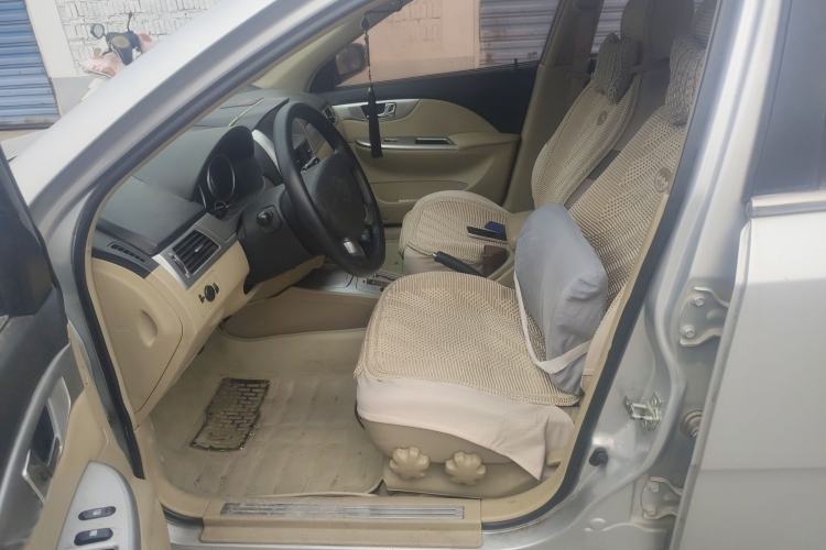 Used Buick Excelle 2011 1.6LX-AT Left Front Seat