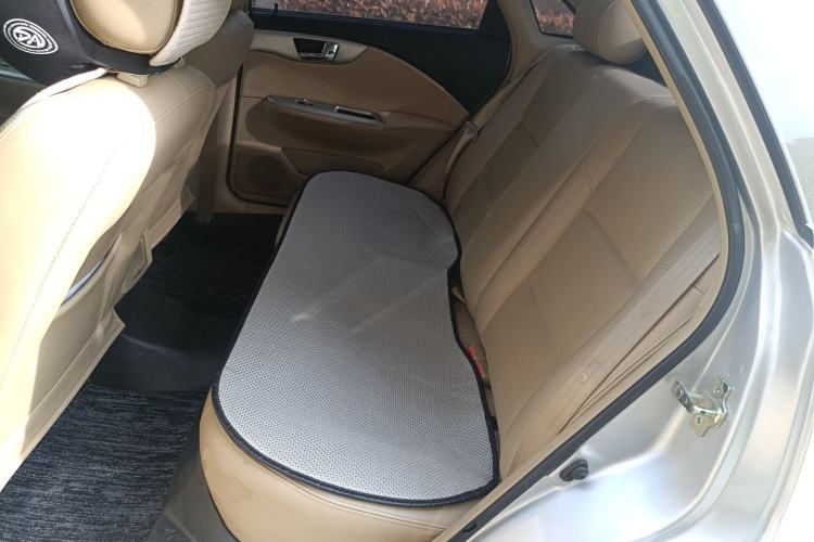 Used Buick Excelle 2011 1.6 LX-MT Left Rear Seat