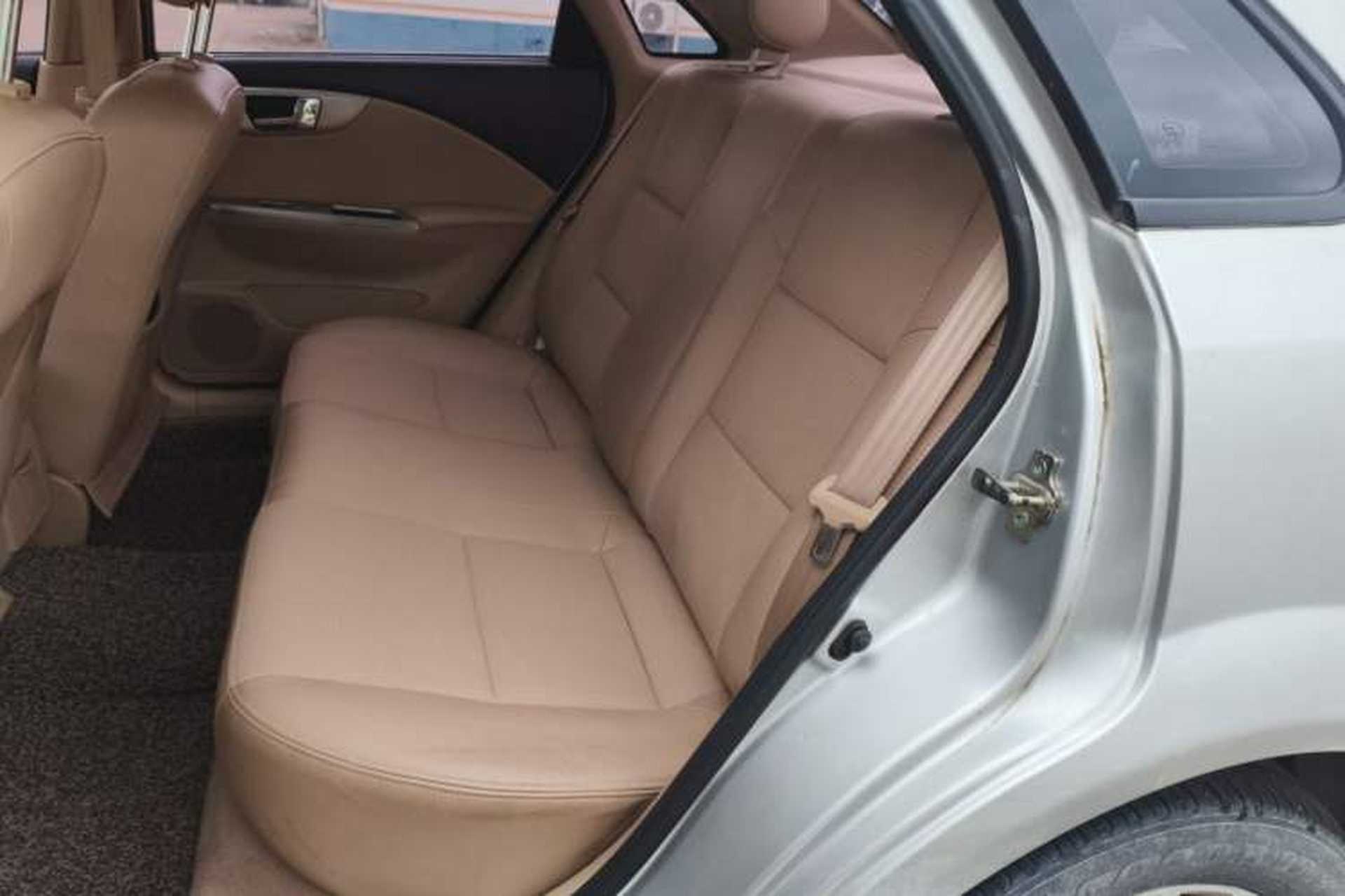 Used Buick Excelle 2011 1.6LX-AT Left Rear Seat