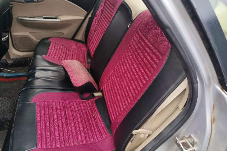Used Buick Excelle 2011 1.6LX-AT Left Rear Seat