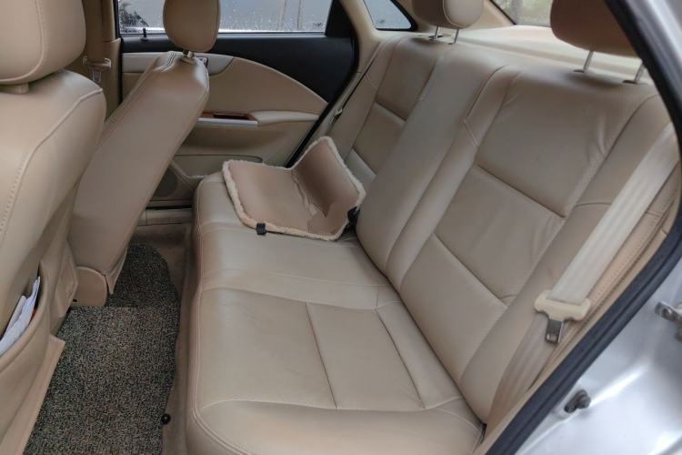 Used Buick Excelle 2011 1.6 LE-MT Left Rear Seat