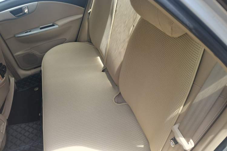 Used Buick Excelle 2011 1.6 LX-MT Left Rear Seat