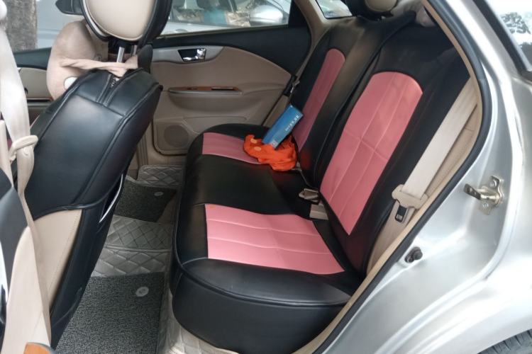 Used Buick Excelle 2011 1.6LX-AT Left Rear Seat