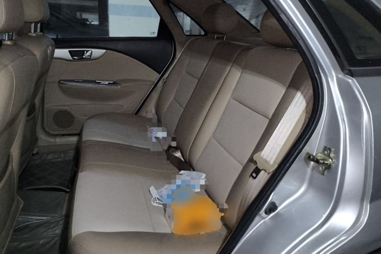 Used Buick Excelle 2011 1.6LX-AT Left Rear Seat